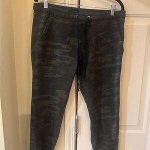 Sanctuary, cotton Camouflage Jogger Pants size Large drawstring‎